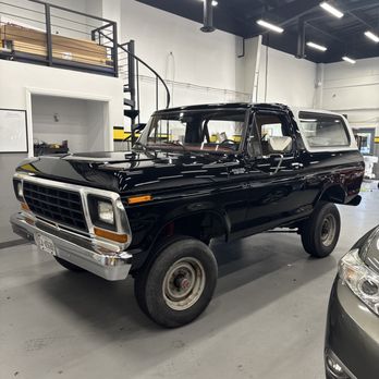 Tint World - Bronco fully paint corrected, PPF front end and full body ceramic coating - Car Window Tinting Near Me - Burlington, Ontario
