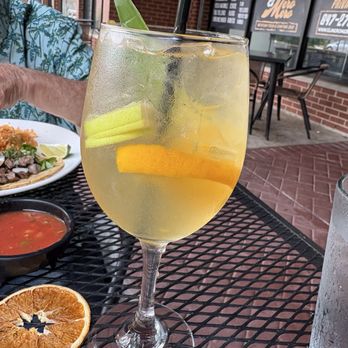 El Mero Mero - House white sangria - Mexican Near Me - Schaumburg, Illinois