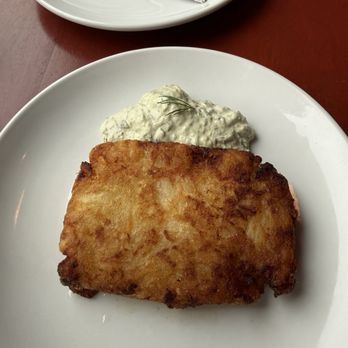 The Diplomat - New American Near Me - Milwaukee, Wisconsin