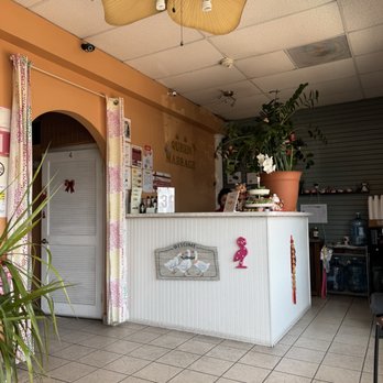 Queen Massage - Front area - Massage Near Me - Los Alamitos, California