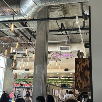 Breakfast Republic - Indoor area - Breakfast & Brunch Near Me - Culver City, California