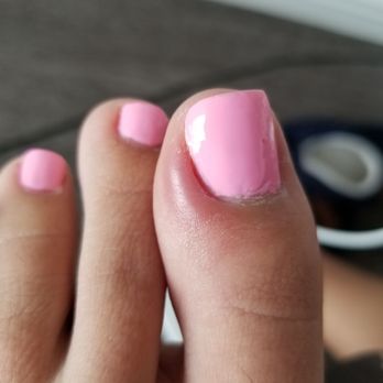 United Nails & Spa - Day 3- ain't getting any better. Don't know what this lady did to me....sorry for the ugly toe pics - Nail Salons Near Me - San Antonio, Texas
