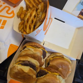Smalls Sliders - Burgers Near Me - San Antonio, Texas Smalls Sliders - Burgers Near Me - San Antonio, Texas