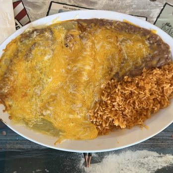 Olas De Carlos Surf Grill - Chile Relleno & cheese enchilada plate with rice & refried beans - Mexican Near Me - Camarillo, California Olas De Carlos Surf Grill - Chile Relleno & cheese enchilada plate with rice & refried beans - Mexican Near Me - Camarillo, California