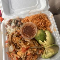 Armando's Flat Grill and Golf - Chicken fajita