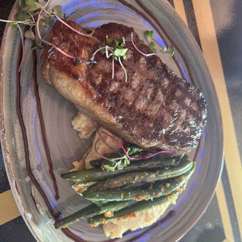Stones Throw - NY strip - Steakhouses Near Me - Cape Coral, Florida Stones Throw - NY strip - Steakhouses Near Me - Cape Coral, Florida