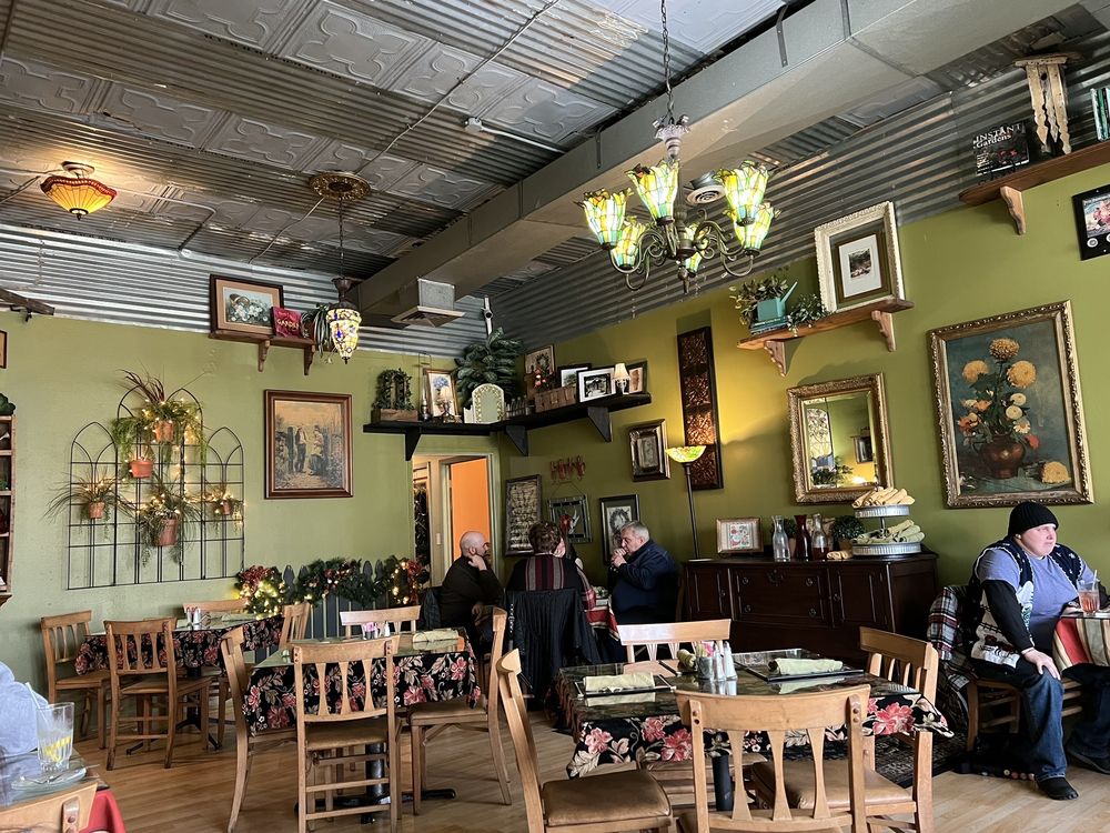 GARDEN GATE TEA ROOM Updated September 2024 28 Photos & 19 Reviews