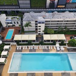 The Pollock Experience - Downtown Miami service on my balcony