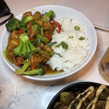 The Woodruff - General Tao chicken very good - Wine Bars Near Me - Johns Island, South Carolina The Woodruff - General Tao chicken very good - Wine Bars Near Me - Johns Island, South Carolina