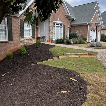 Graceful Gardens - the front yard of a house - Landscape Architects or Designers Near Me Graceful Gardens - the front yard of a house - Landscape Architects or Designers Near Me