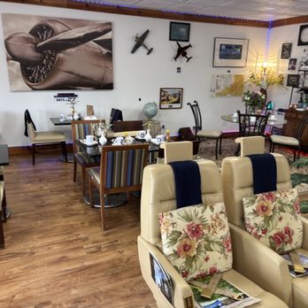 Jet Cafe - Note the flight decor, left side of dining room. Center seats from a Gulfstream G4 - Breakfast & Brunch Near Me - Fort Wayne, Indiana Jet Cafe - Note the flight decor, left side of dining room. Center seats from a Gulfstream G4 - Breakfast & Brunch Near Me - Fort Wayne, Indiana