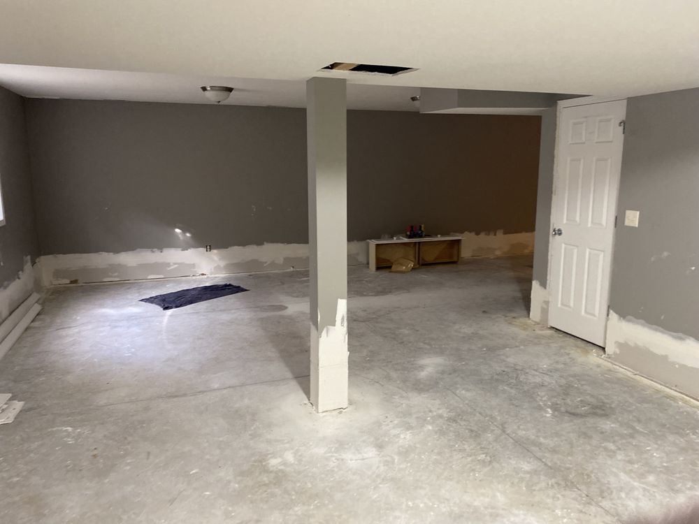 Slide of Community Carpenter’s & Handyman Services