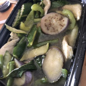 Brown Sugar Thai Cuisine - Emerald curry - Thai Near Me - Rocky River, Ohio Brown Sugar Thai Cuisine - Emerald curry - Thai Near Me - Rocky River, Ohio