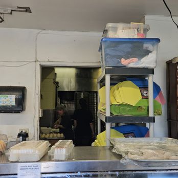 Island Manapua Factory - Inside - Chinese Near Me - Honolulu, Hawaii