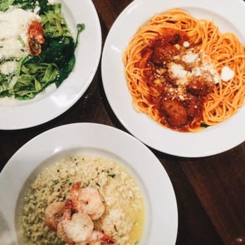 Tutto Italia Ristorante - Fettuccine Pesto, Spaghetti with Veal Meatballs and Shrimp Risotto - Italian Near Me - Lake Buena Vista, Florida Tutto Italia Ristorante - Fettuccine Pesto, Spaghetti with Veal Meatballs and Shrimp Risotto - Italian Near Me - Lake Buena Vista, Florida
