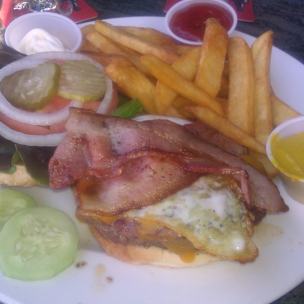 The Fox and Hounds - Champion League Burger - Pubs Near Me - Studio City, California The Fox and Hounds - Champion League Burger - Pubs Near Me - Studio City, California