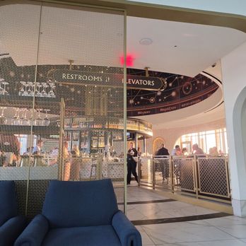 Bar Helios - Seafood Near Me - Orlando, Florida