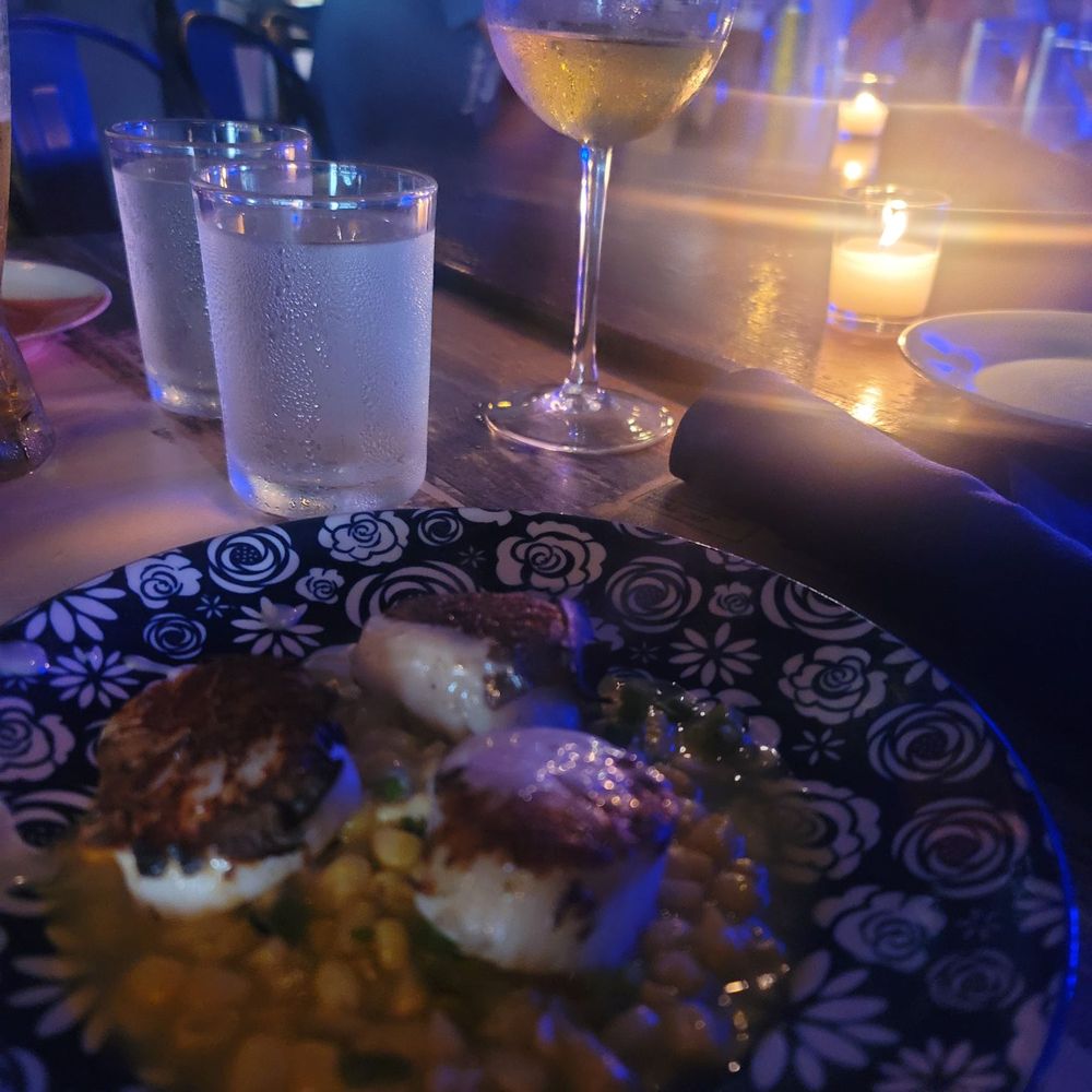 Flavour Kitchen & Wine Bar - Seared Scallops - Wine Bars Near Me - Cocoa Beach, Florida