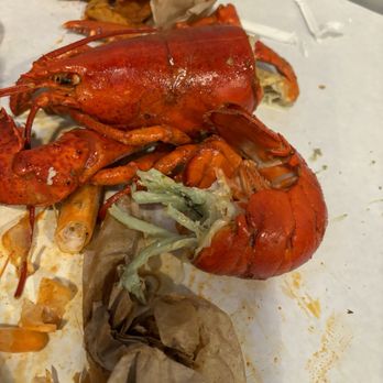 The Kickin' Crab - UNCOOKED Lobster that was SERVED. - Seafood Near Me - Montclair, California The Kickin' Crab - UNCOOKED Lobster that was SERVED. - Seafood Near Me - Montclair, California
