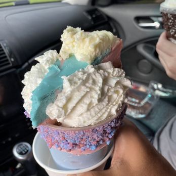 Mrs. Moo’s Corner - Ice Cream & Frozen Yogurt Near Me - Prince Frederick, Maryland