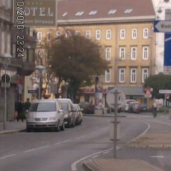 Favoritenstraße - Shopping Near Me - Vienna, 9