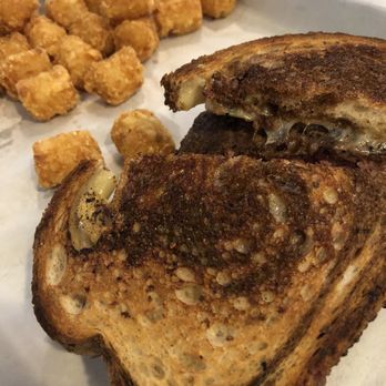 Cruisin Genoa - Delicious patty melt and tater tots. - American Near Me - Genoa, Illinois Cruisin Genoa - Delicious patty melt and tater tots. - American Near Me - Genoa, Illinois