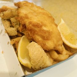 Costi's Fish and Chips - Fish & chips (very good)