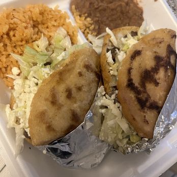 Susy’s Tacos - Gordita plate - Tex-Mex Near Me - Buda, Texas