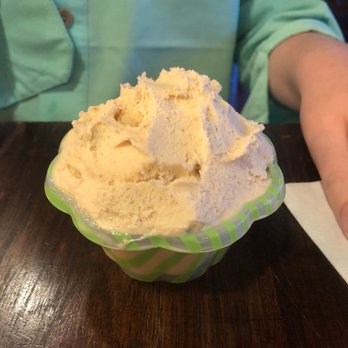 Coffee Waves - 6 oz gelato is generously portioned and delicious - Coffee & Tea Near Me - Corpus Christi, Texas