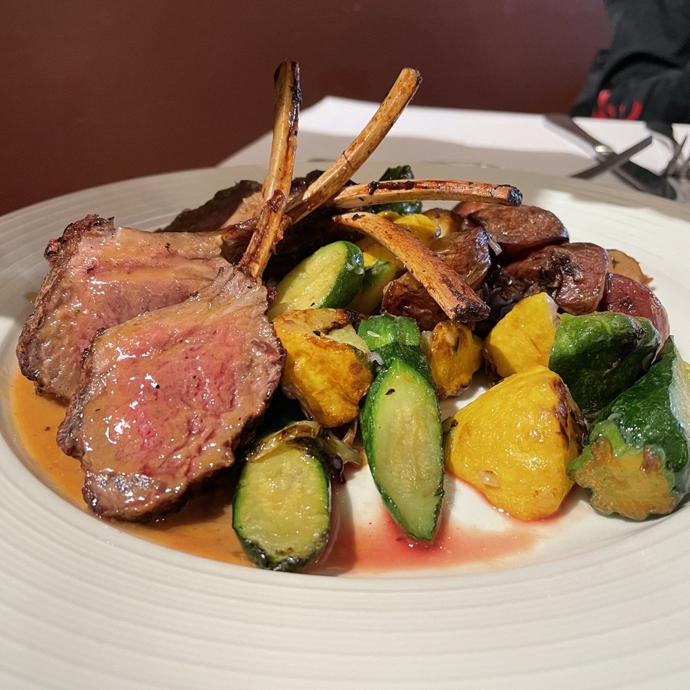 Trapeze Restaurant - Grilled Lamb Chops - Italian Near Me - Burlingame, California Trapeze Restaurant - Grilled Lamb Chops - Italian Near Me - Burlingame, California