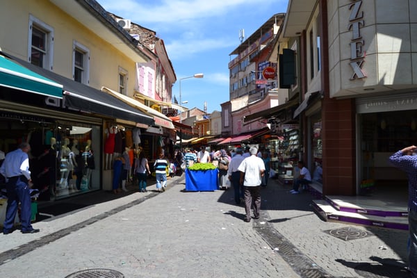 Kemeraltı Bazaar by null