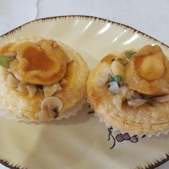 Pacific Lighthouse Restaurant - Savory abalone and mushrooms in a flaky tart. - Dim Sum Near Me - Alameda, California Pacific Lighthouse Restaurant - Savory abalone and mushrooms in a flaky tart. - Dim Sum Near Me - Alameda, California