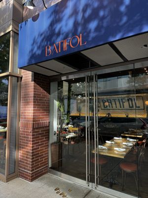 Batifol by null