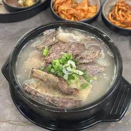 Combination Bone Soup (Modeum Tang) Combination Bone Soup (Modeum Tang)