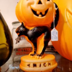 Elwood Antiques - Halloween Blowmolds