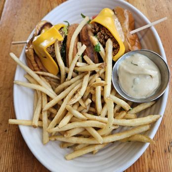 Simmzy's - Burger, Patty Melt, Fried Chicken Sandwich - American Near Me - Manhattan Beach, California Simmzy's - Burger, Patty Melt, Fried Chicken Sandwich - American Near Me - Manhattan Beach, California