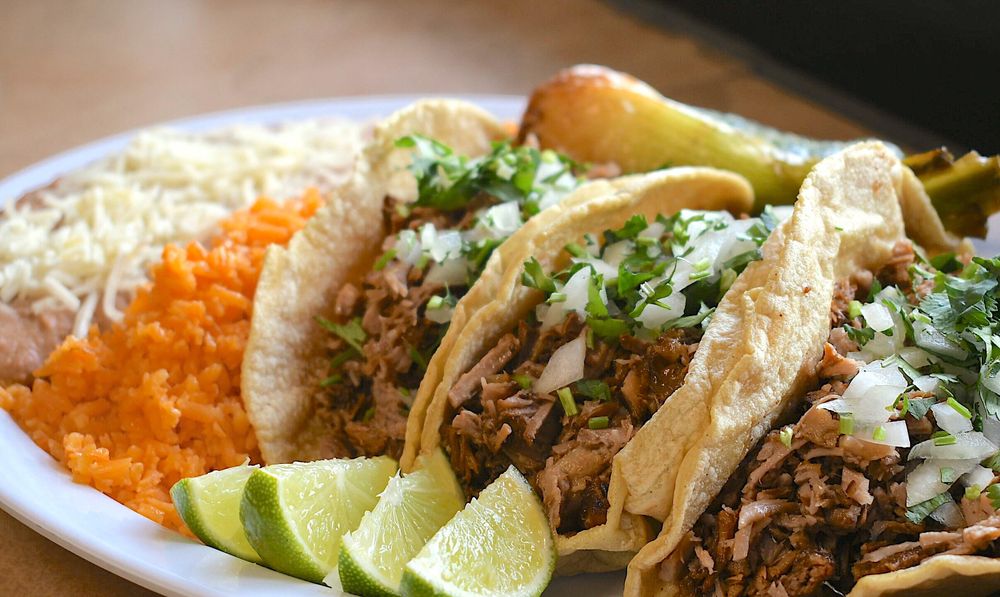 Carnitas Don Alfredo Maywood — Mexican restaurant in Maywood
