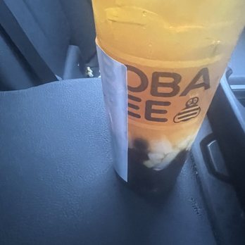 Boba Bee - Lychee green tea with boba 50 percent sweet. - Bubble Tea Near Me - Long Beach, California Boba Bee - Lychee green tea with boba 50 percent sweet. - Bubble Tea Near Me - Long Beach, California