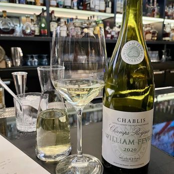 Spago - Superb white wine - New American Near Me - Las Vegas, Nevada
