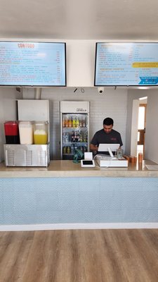 Contodo Fresh Mexican Eats by null