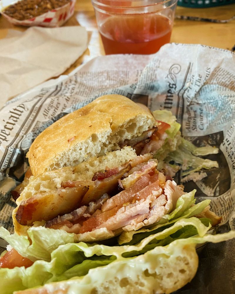 THE SALTBOX SMOKEHOUSE Updated September 2024 32 Photos & 41 Reviews 6152 Barclay Rd