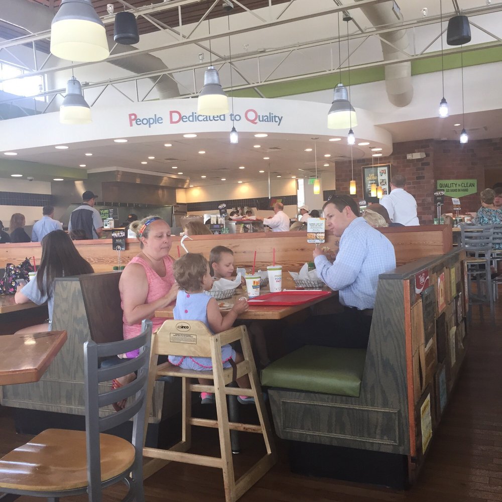 PDQ - Busy inside - Fast Food Near Me - Concord, North Carolina PDQ - Busy inside - Fast Food Near Me - Concord, North Carolina