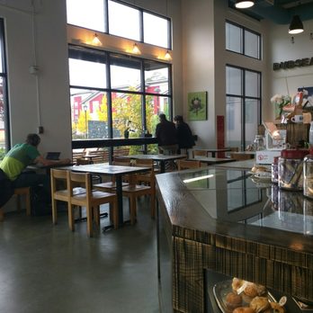 Dubsea Coffee - Inside the store (Oct, 2016) - Coffee & Tea Near Me - Seattle, Washington