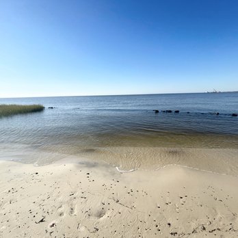 Point Park Pascagoula - Beach - Dog Parks Near Me - Pascagoula, Mississippi
