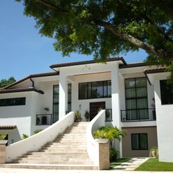 Paraiso Grove