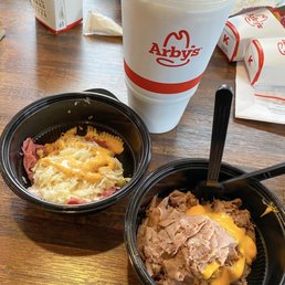 Reuben no bun Been n cheddar no bun