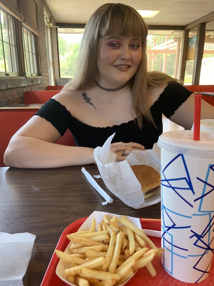 TASTEE FREEZE Updated October 2024 Dubois Rd, Brockway