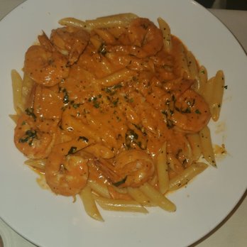 Water & Wine - Shrimp penne vodka - Italian Near Me - Watchung, New Jersey Water & Wine - Shrimp penne vodka - Italian Near Me - Watchung, New Jersey
