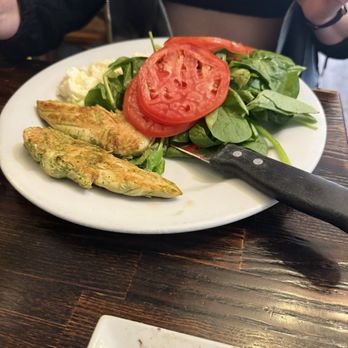 EAT - Zipper - Breakfast & Brunch Near Me - North Hollywood, California