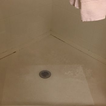 TownePlace Suites Aberdeen - Mold in shower of bathroom pic 1. - Hotels Near Me - Aberdeen, South Dakota TownePlace Suites Aberdeen - Mold in shower of bathroom pic 1. - Hotels Near Me - Aberdeen, South Dakota
